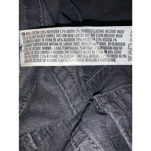 Forever 21 Jeans  - Picture 7 of 7